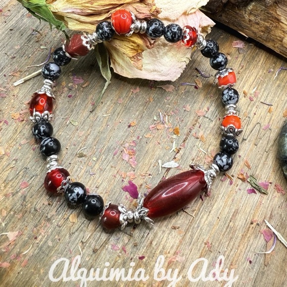 Alquimia Bold Red and Black Bracelet floral inspired - Picture 1 of 1